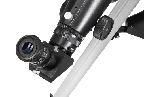 Hvězdářský dalekohled Levenhuk New Skyline BASE 70/900 EQ1